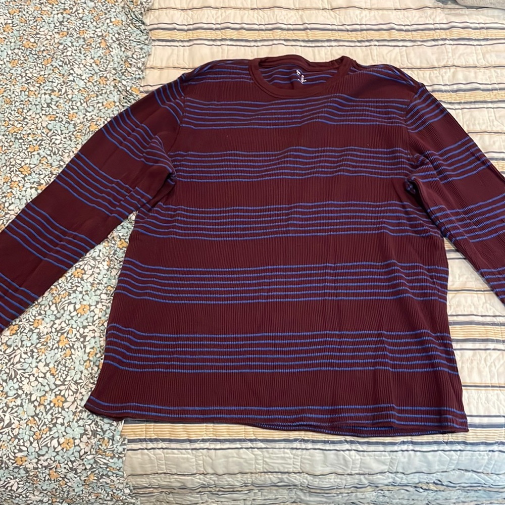 Gap sweatshirt